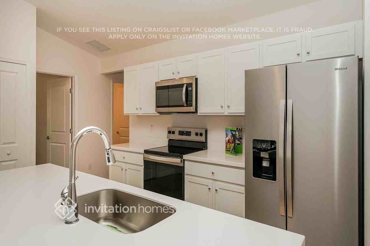 26 Pickering Dr - Photo 7 of 16