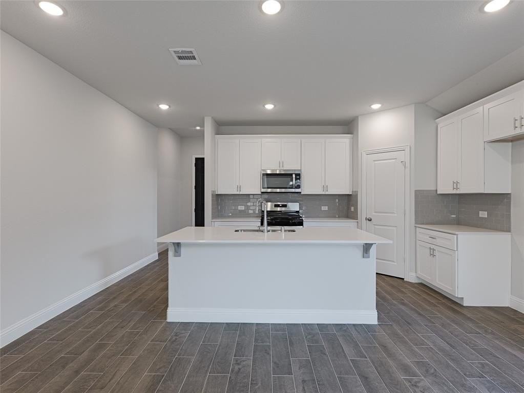 716 Fencerow Trl - Photo 7 of 19