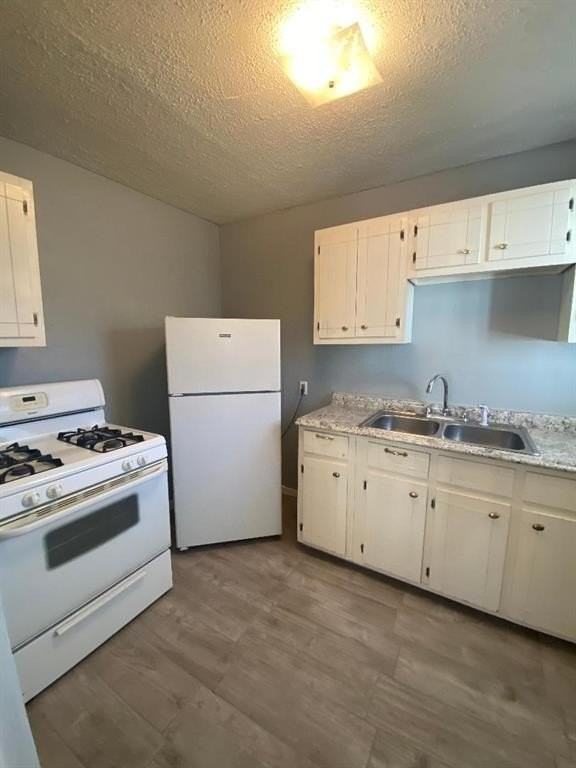 3415 Edgewood St - Photo 7 of 10