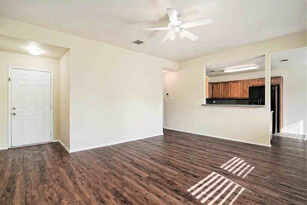 609 Whitefish Dr - Photo 6 of 27