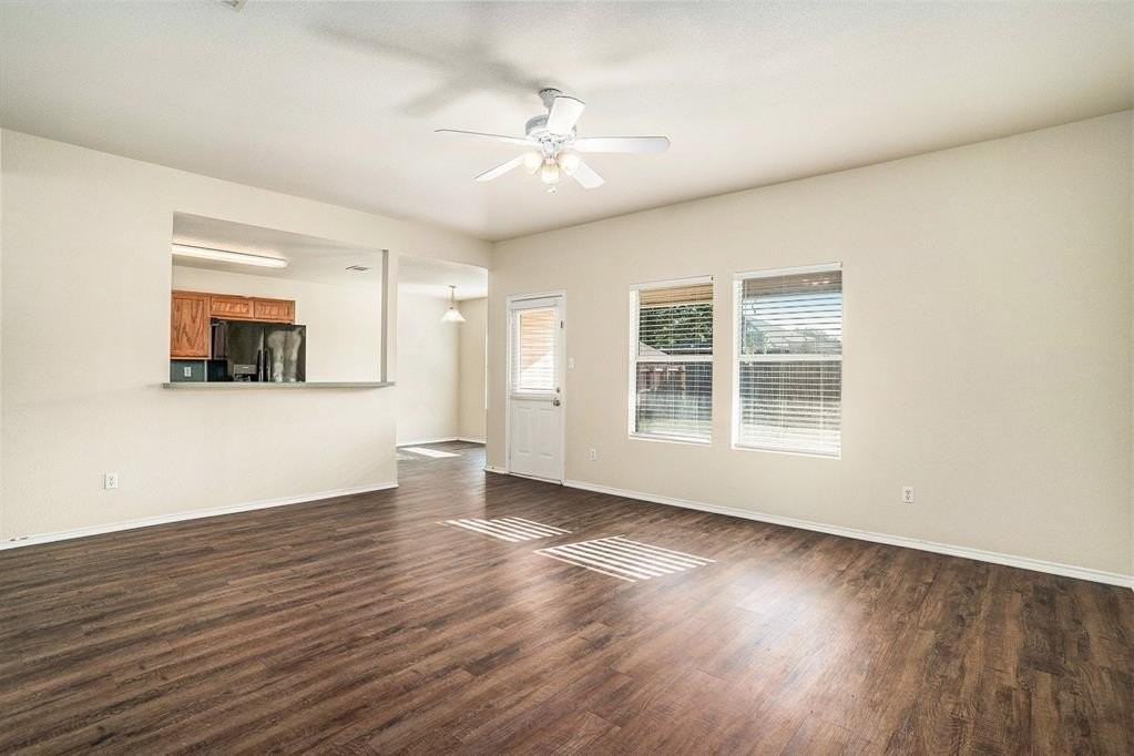 609 Whitefish Dr - Photo 7 of 27