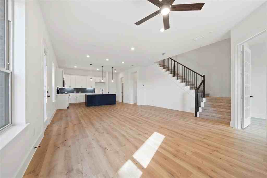 1248 Arkansas Springs St - Photo 2 of 12