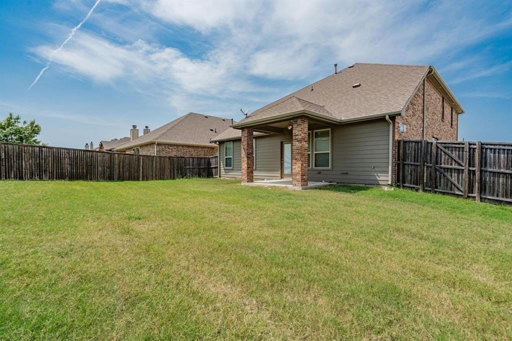 529 England St - Photo 2 of 11