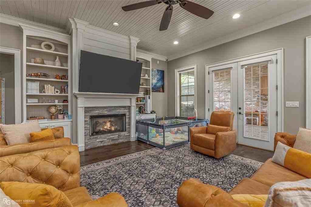 106 Vieux Carre - Photo 3 of 11