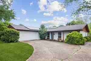 featured image of 12345 Band Box Pl