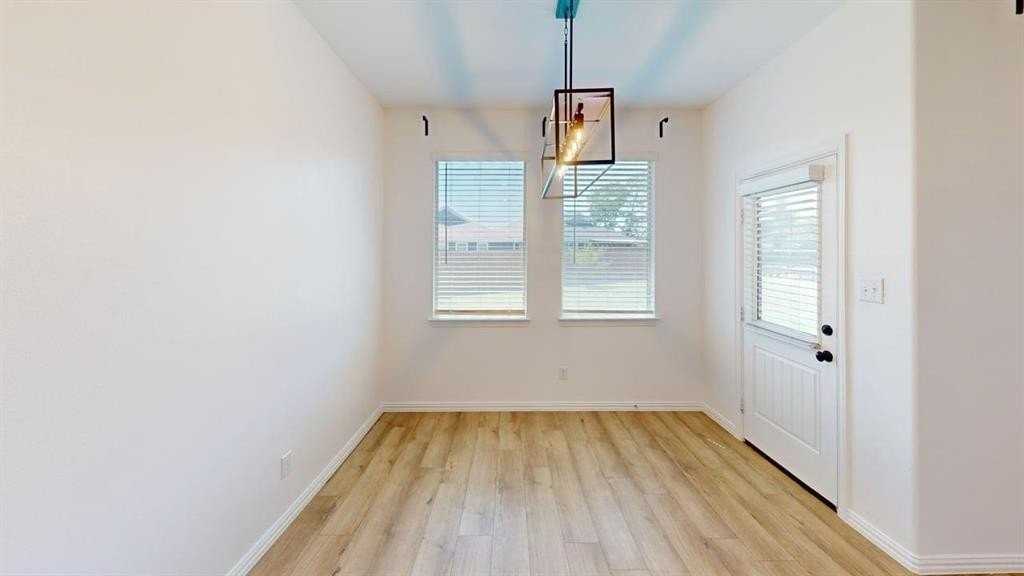 749 Twinvale Dr - Photo 7 of 23