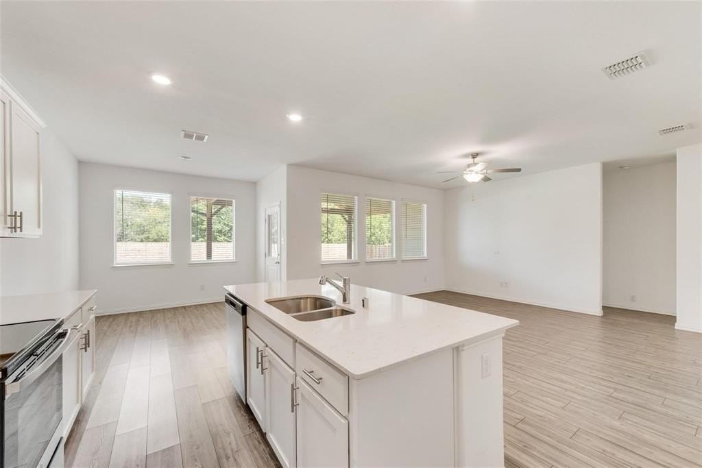 728 Alden Dr - Photo 3 of 23