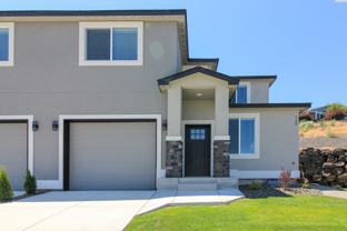 735 Rio Vista Loop - Photo 1 of 1