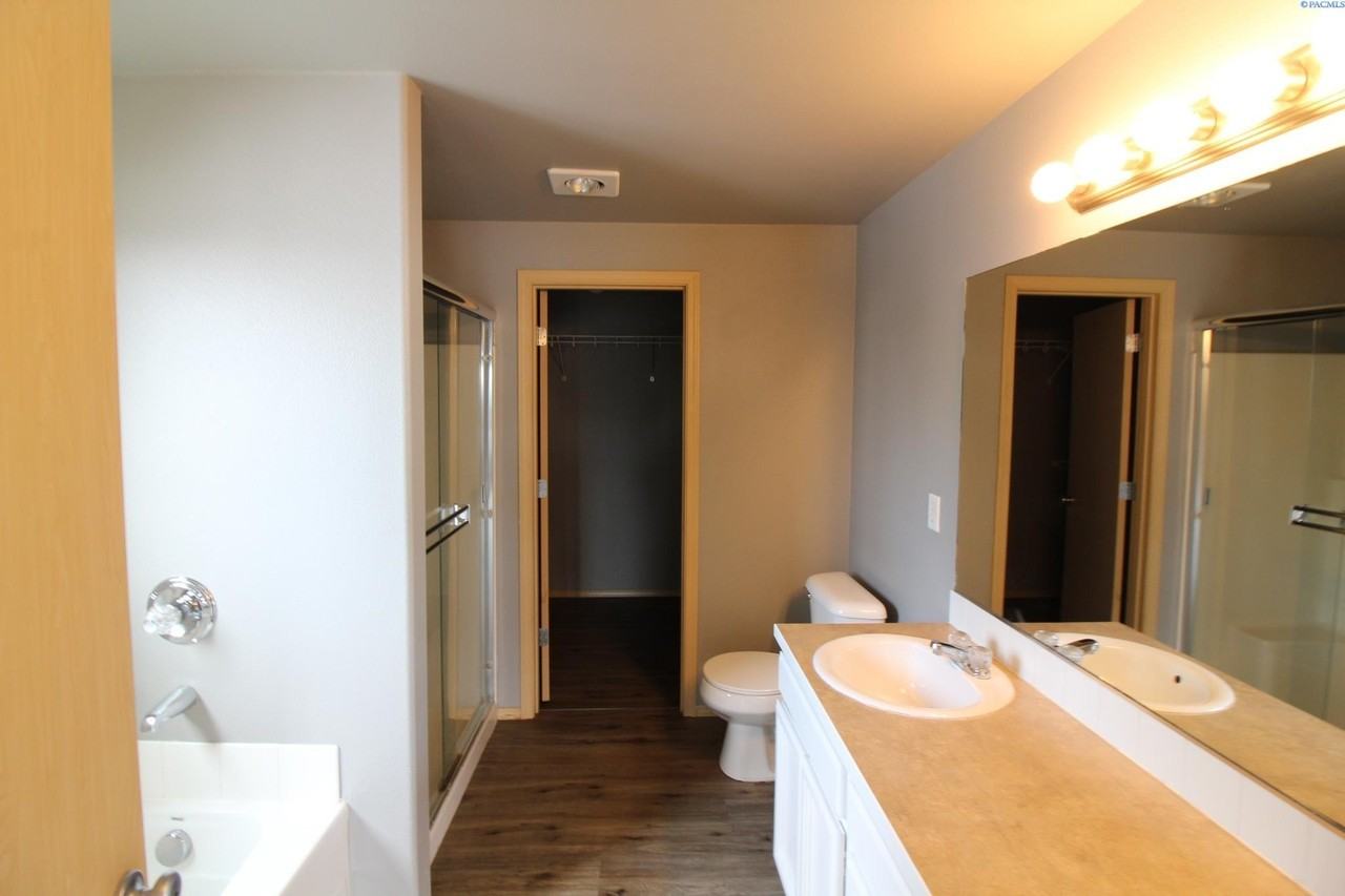 4515 Campolina Ln - Photo 4 of 12