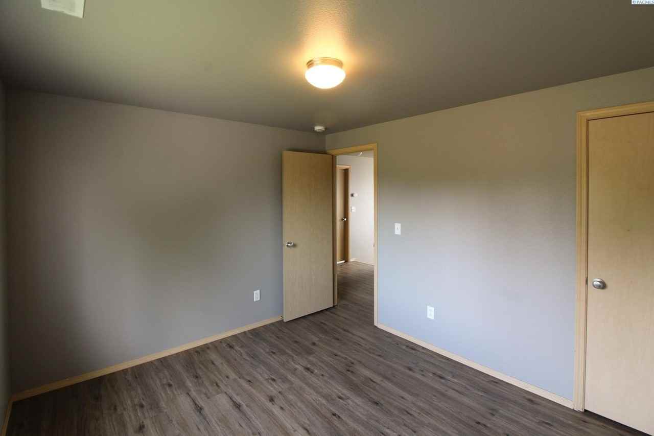 4515 Campolina Ln - Photo 5 of 12