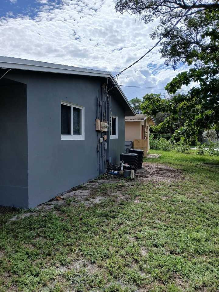 861 Sw 10th Dr - Photo 7 of 7