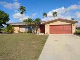 905 Sw 40th Ter - Photo 1 of 1