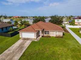 featured image of 152 Nw 6th Ave