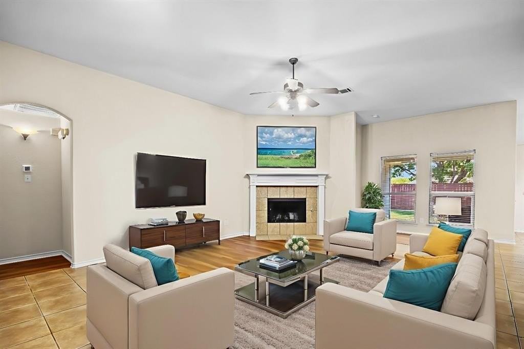 8108 Twin Oaks Dr - Photo 7 of 28