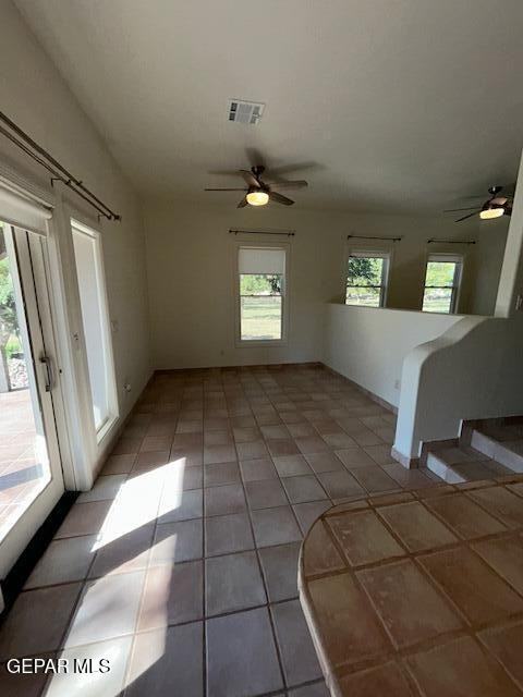 7003 Mcnutt Rd - Photo 5 of 18