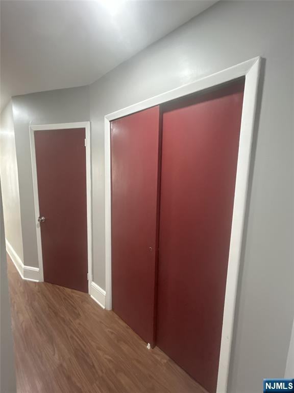 98 Arlington Blvd - Photo 4 of 12