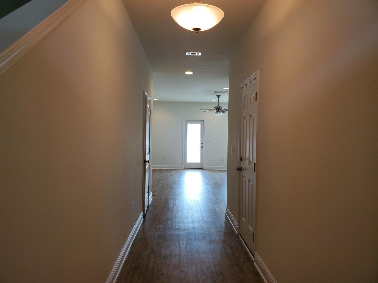 115 115 E Iron Horse Drive - Photo 2 of 18