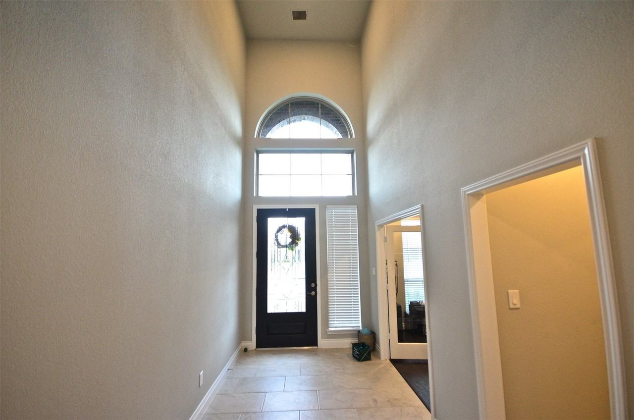 3506 Austen Ct - Photo 2 of 32