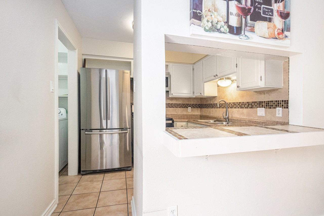 4844 Milwee St - Photo 6 of 19