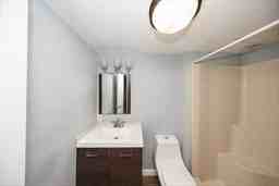 36B Gibbs St Apt 14 - Photo 2 of 9