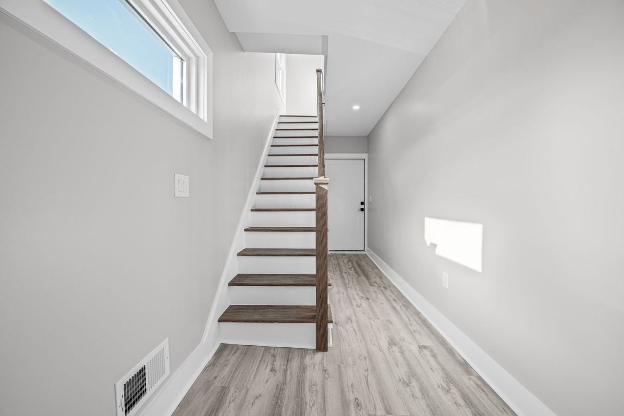 100 Kansas St - Photo 3 of 17