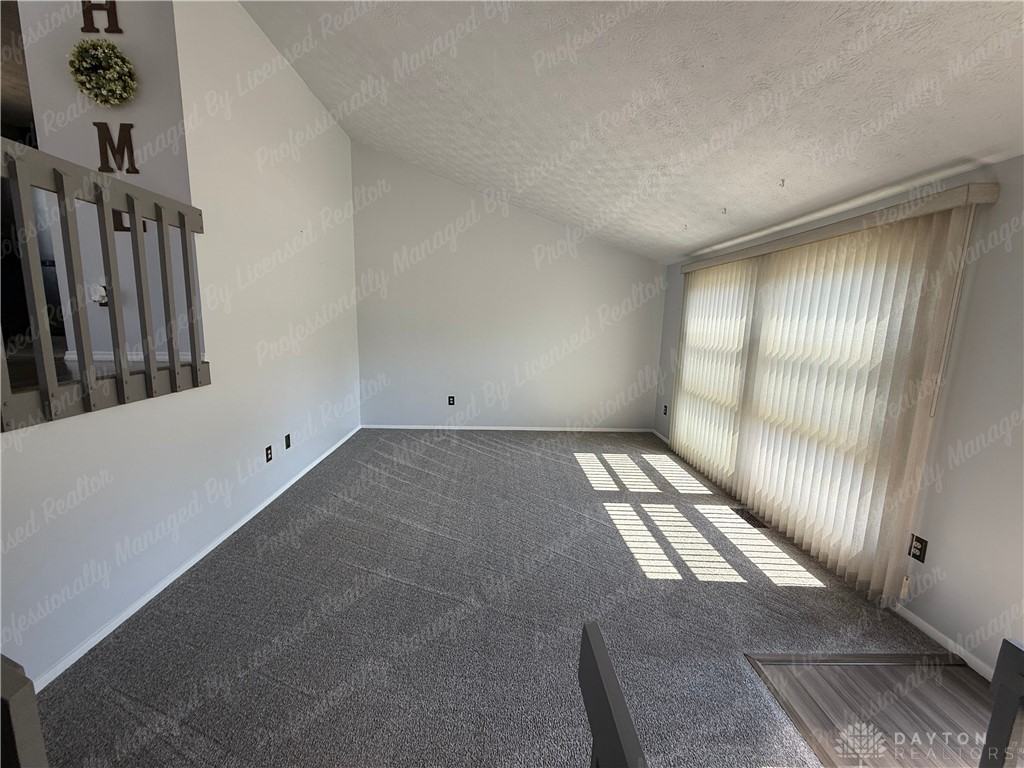 10180 Forestedge Ln - Photo 6 of 42