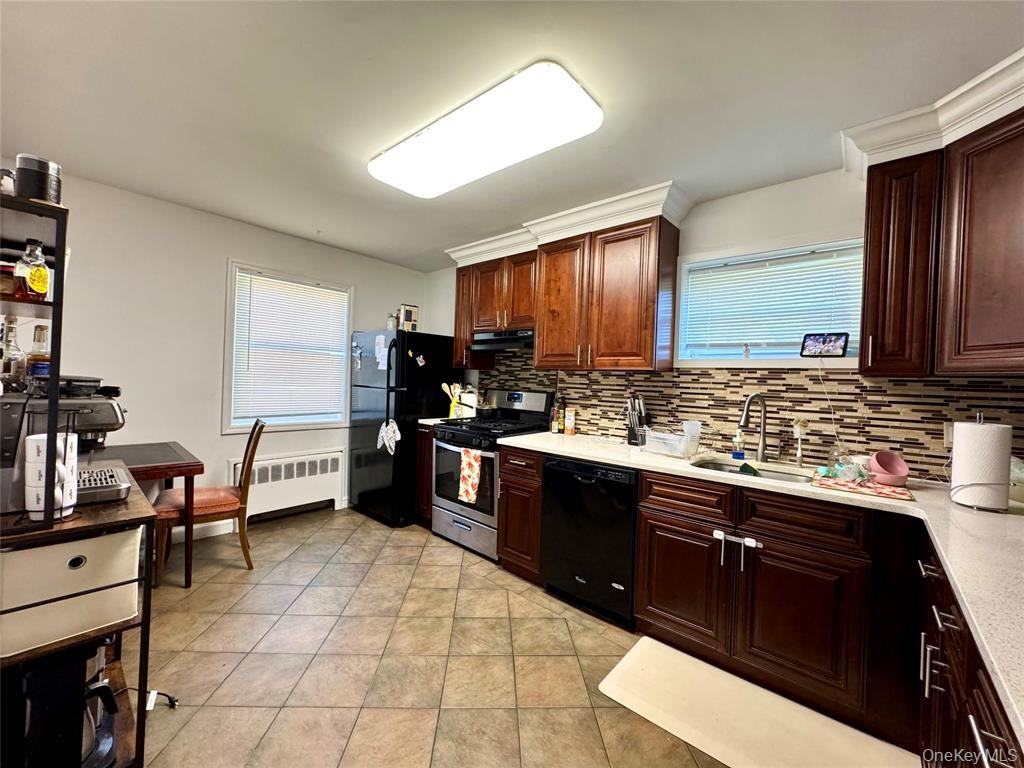 22 Pleasant Pl - Photo 5 of 9