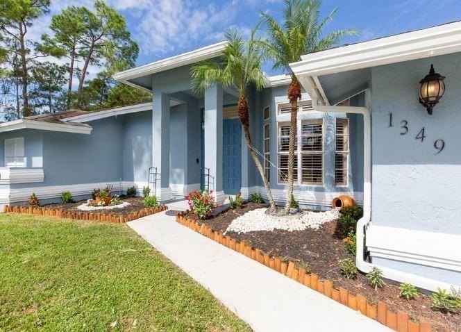 1349 Brampton Cv - Photo 3 of 19