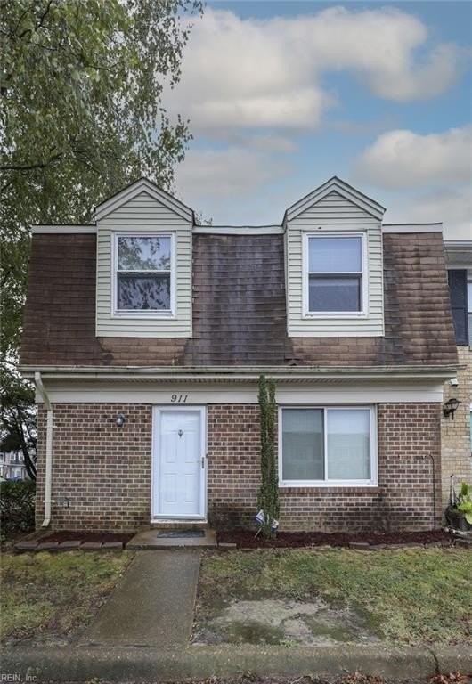 911 Smoke Tree Lane - Photo 2 of 48