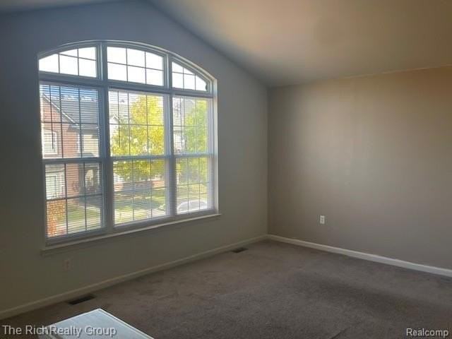 47551 Pembroke Drive - Photo 4 of 13
