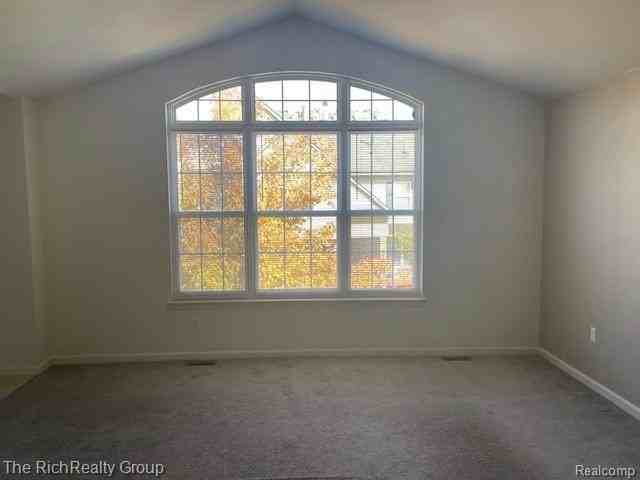 47551 Pembroke Drive - Photo 5 of 13