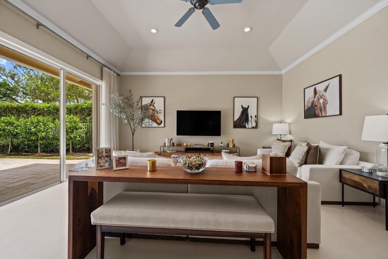 14289 Calypso Ln - Photo 7 of 28