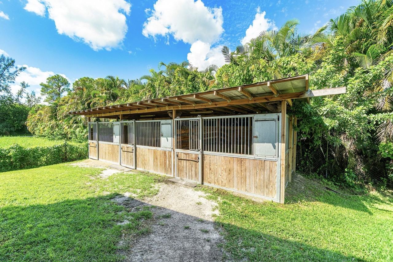 3479 D Rd - Photo 7 of 14