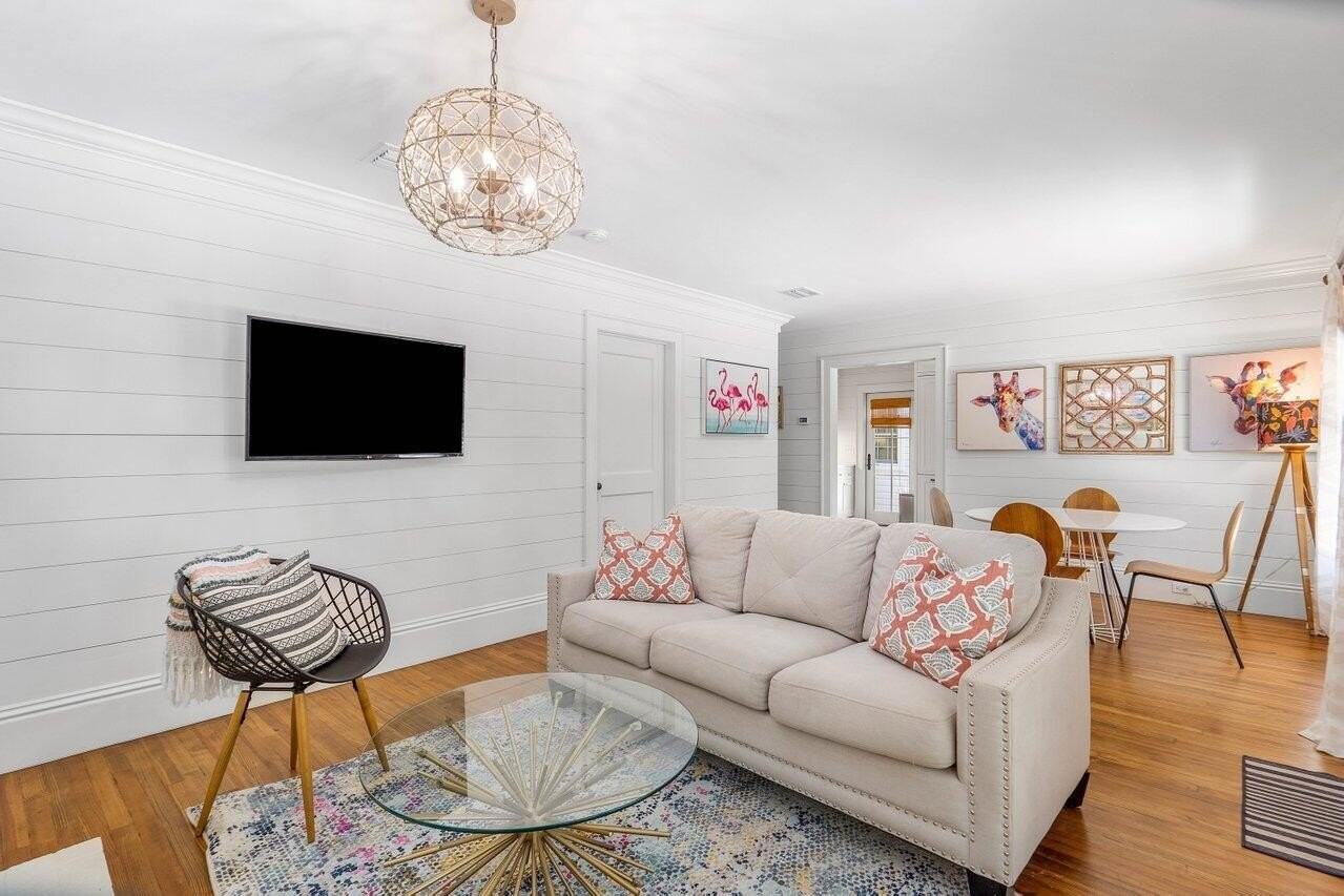 918 Ne 5th St - Photo 7 of 28