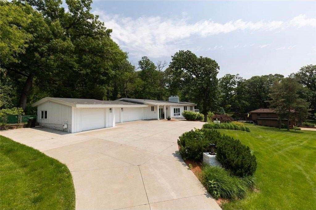 1345 Fairlawn Way #R - Photo 2 of 50