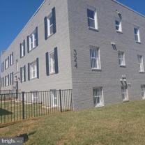 324 61st St Ne #3 - Photo 1 of 1