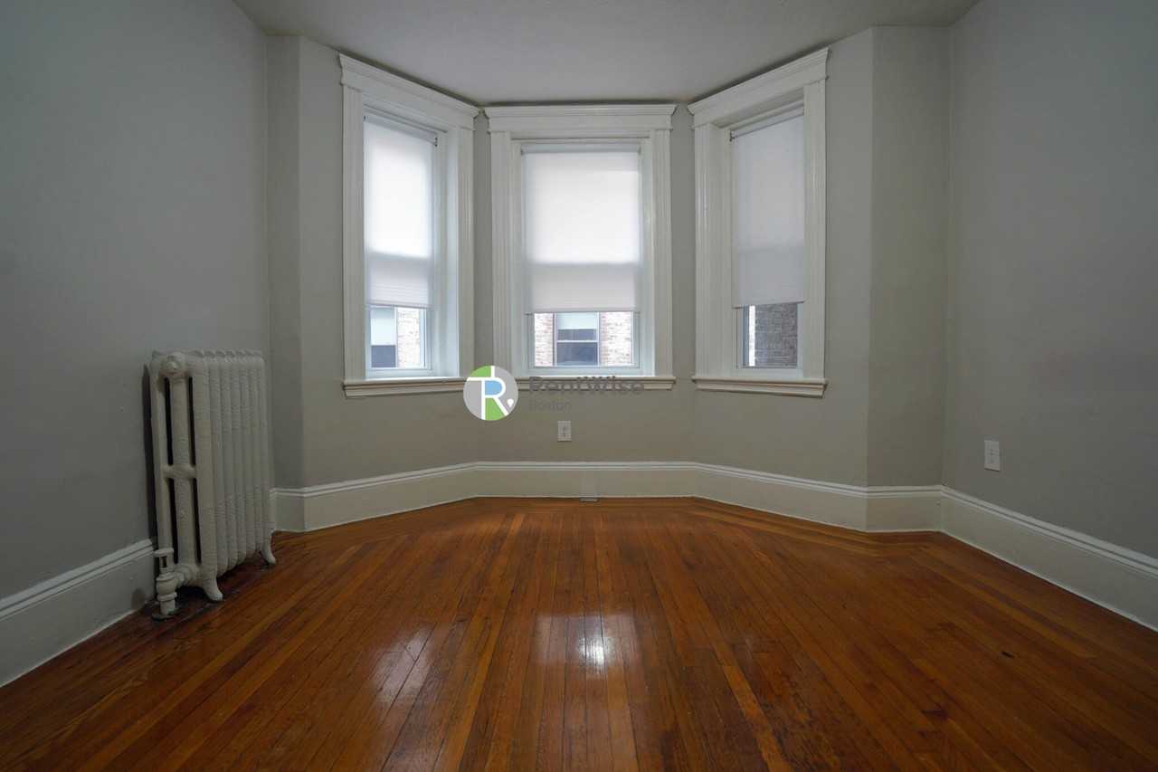 11 Royce Road #4 - Photo 2 of 15