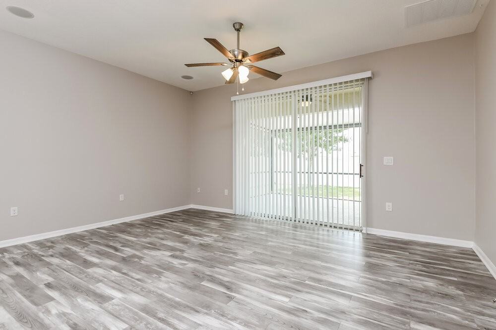 1393 Merion Dr - Photo 5 of 16