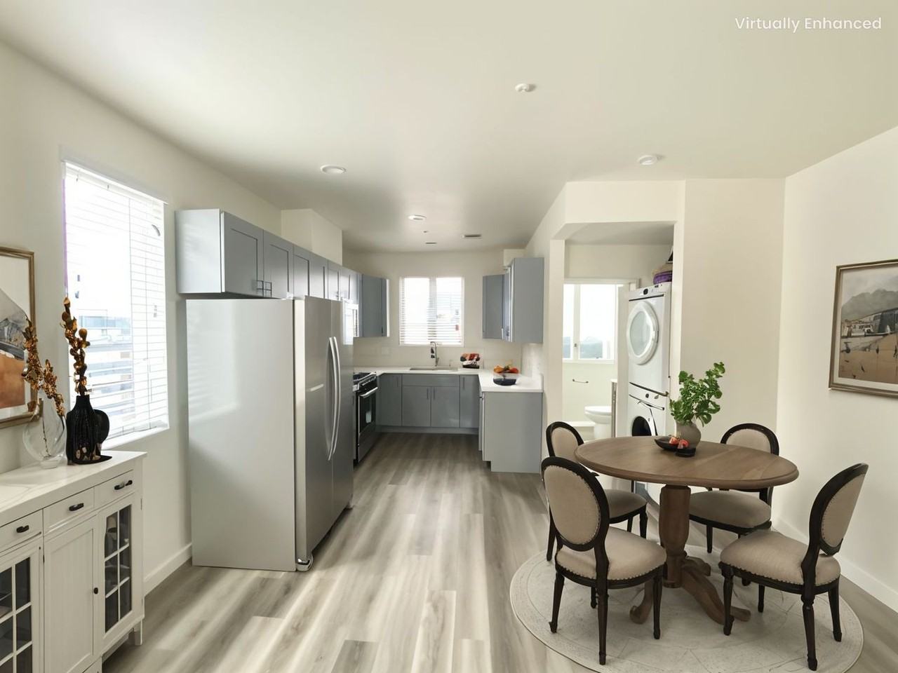 2409 1/2 S Ridgeley Dr - Photo 2 of 14