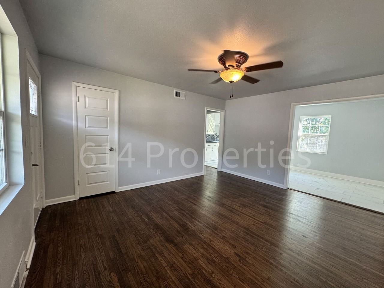 314 W 47th Pl N - Photo 3 of 5