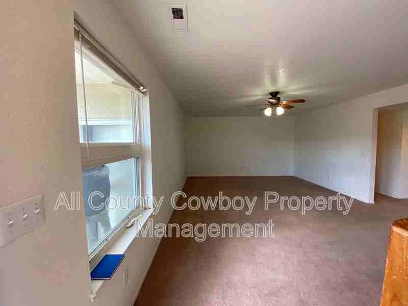 929 Palmer Dr - Photo 6 of 16