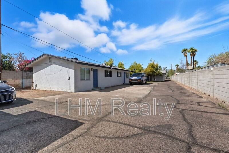 1713 N 31st Pl #6 - Photo 7 of 19