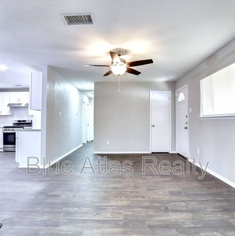 5713 Bowling Drive - Photo 2 of 27