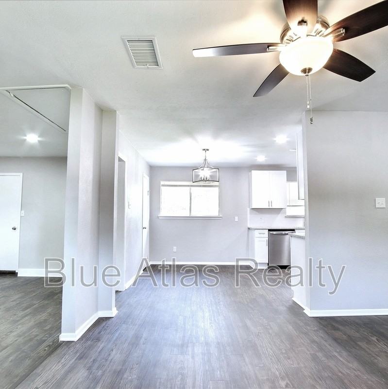 5713 Bowling Drive - Photo 3 of 27
