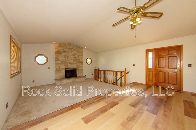 249 Miller Lane - Photo 7 of 31