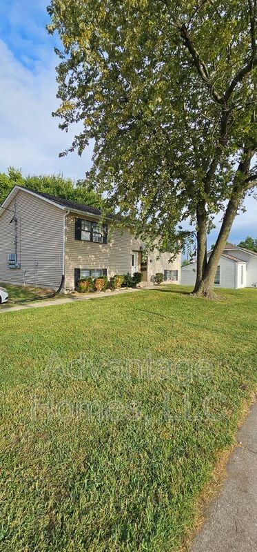 123 S Chester St - Photo 2 of 23