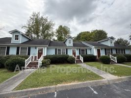 featured image of 119 Rowe Ln #7