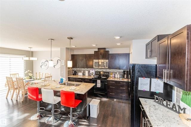 5883 Anthony Cres Sw - Photo 2 of 31