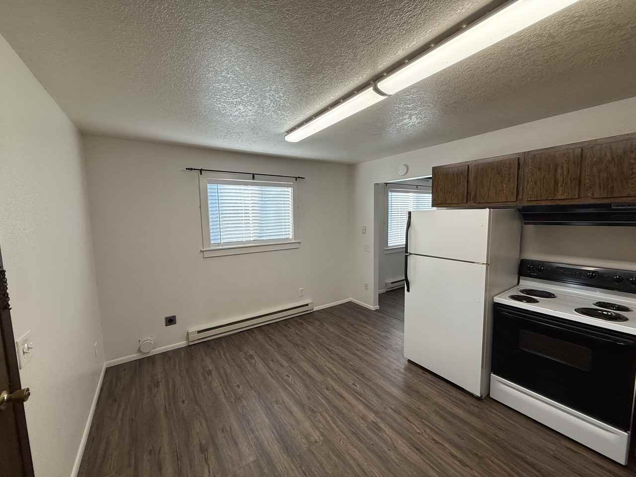 917 7th Ave W #A - Photo 2 of 13