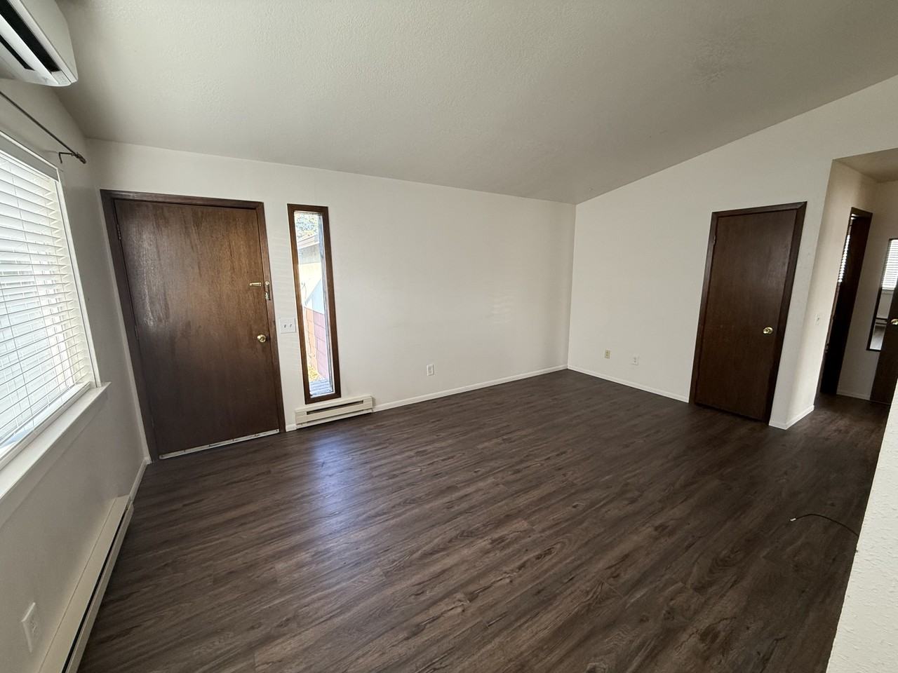 917 7th Ave W #A - Photo 3 of 13